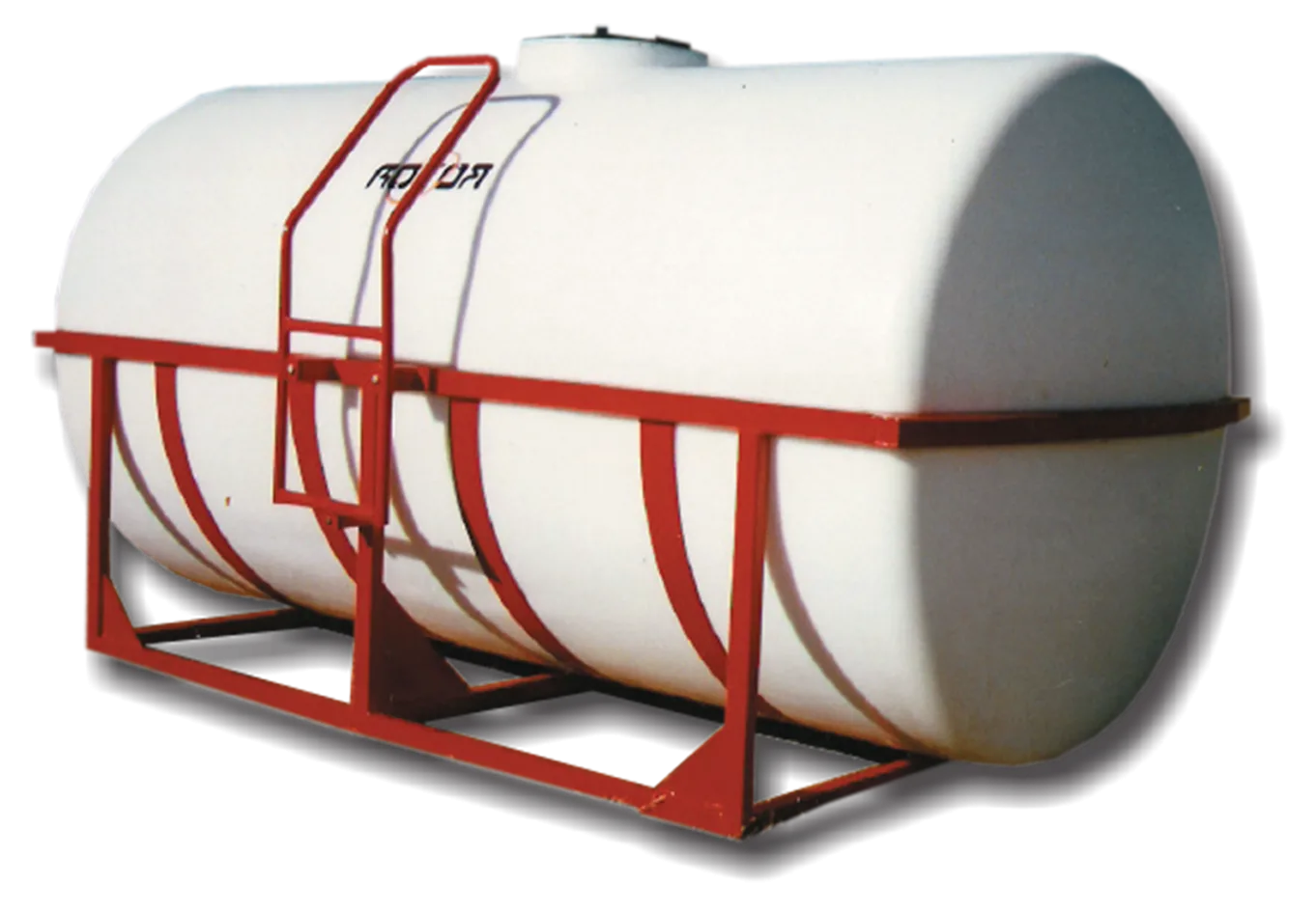 Tanque plástico Horizontal 6.700 litros con cuna metálica - Rotor