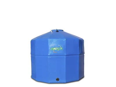 Tanque de plástico Vertical 6.400 Lts.