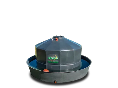 Bebedero para ganado con tanque de 5.500 lts. - Rotor Tanques