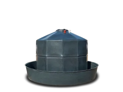 Bebedero para ganado con tanque de 7.000 lts. - Rotor Tanques