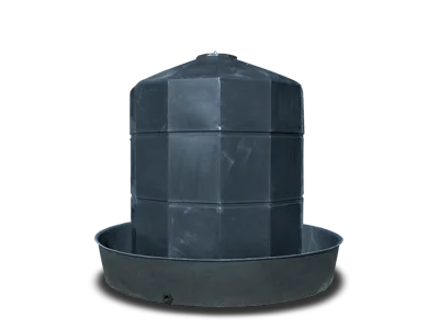Bebedero para ganado con tanque de 8.500 lts. - Rotor Tanques